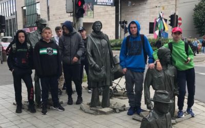 W POSZUKIWANIU KRASNALI