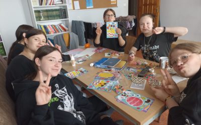 WIELKANOCNE WARSZTATY DEKORATORSKIE – KREATYWNOŚĆ BEZ GRANIC