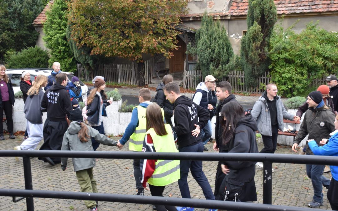 PIELGRZYMKA MŁODZIEŻY